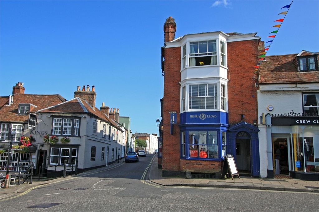 Additional image 4 of 1 bed flat for saleHigh Street, Lymington SO41