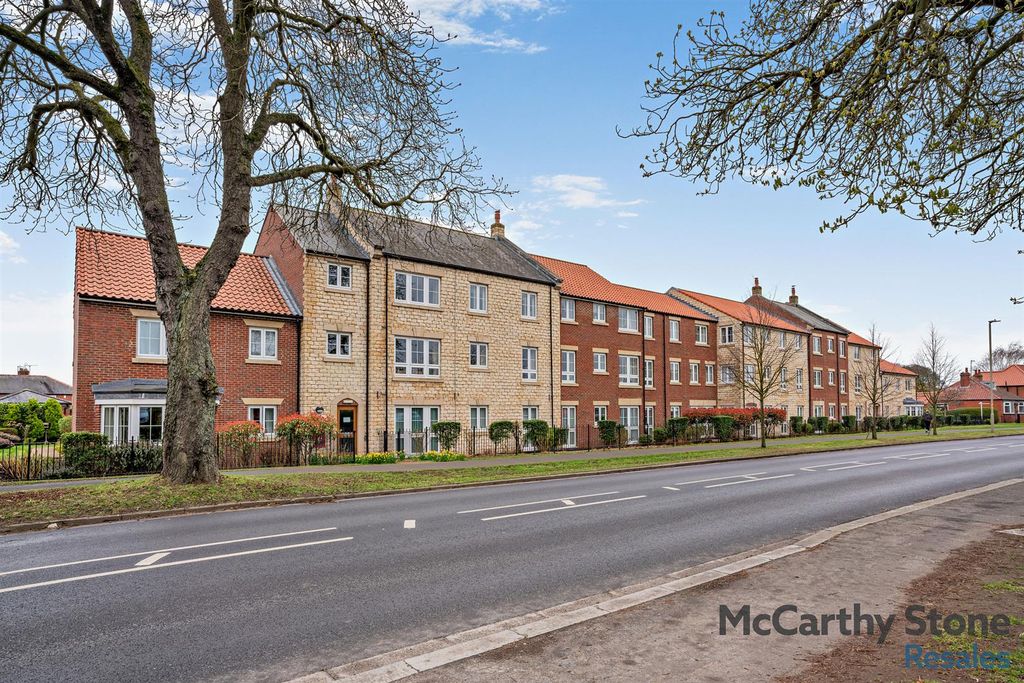 Additional image 2 of 2 bed flat for saleRyebeck Court, Eastgate, Pickering YO18