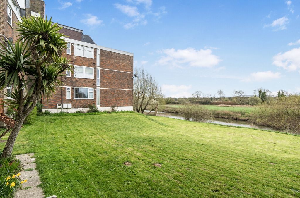 Additional image 9 of 3 bed flat for saleStation Road, Pulborough RH20