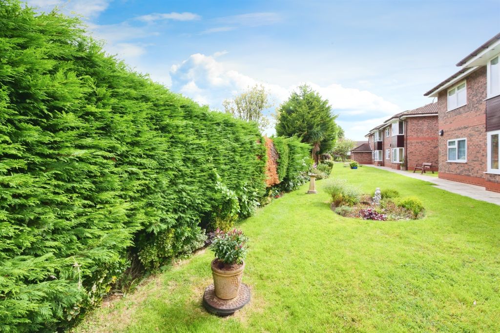 Additional image 13 of 2 bed flat for saleSt Marys Mews, York YO32