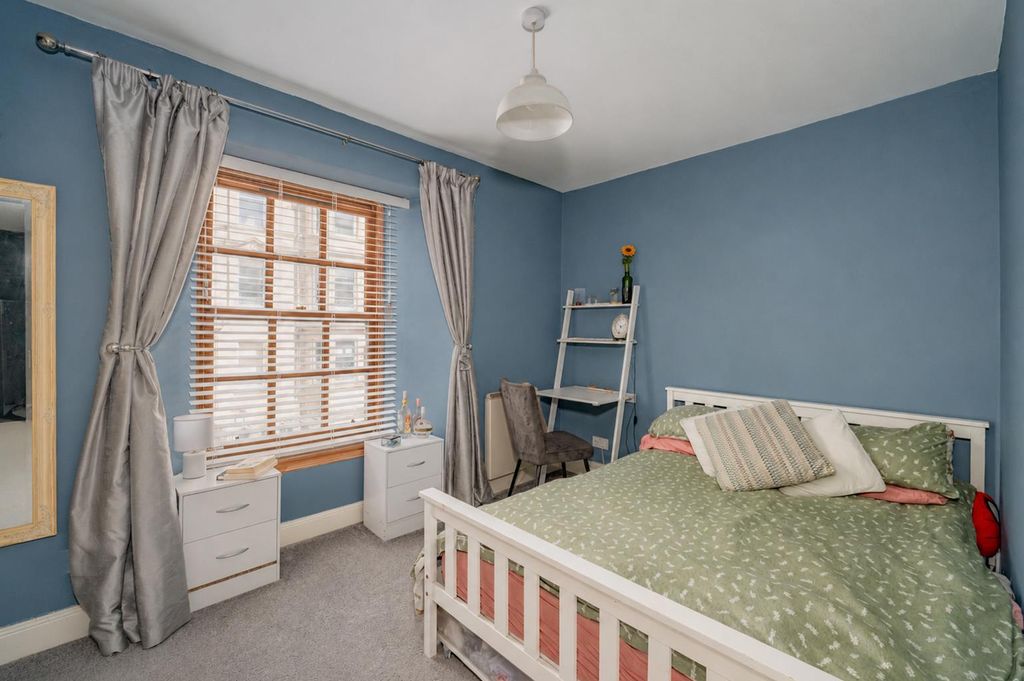 Additional image 8 of 2 bed flat for salePerth Road, Dundee DD1
