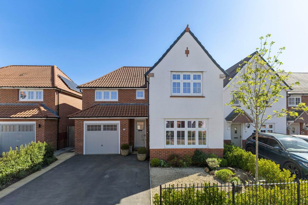 4 bed detached house for saleWilliam Merriman Road, Marlborough SN8