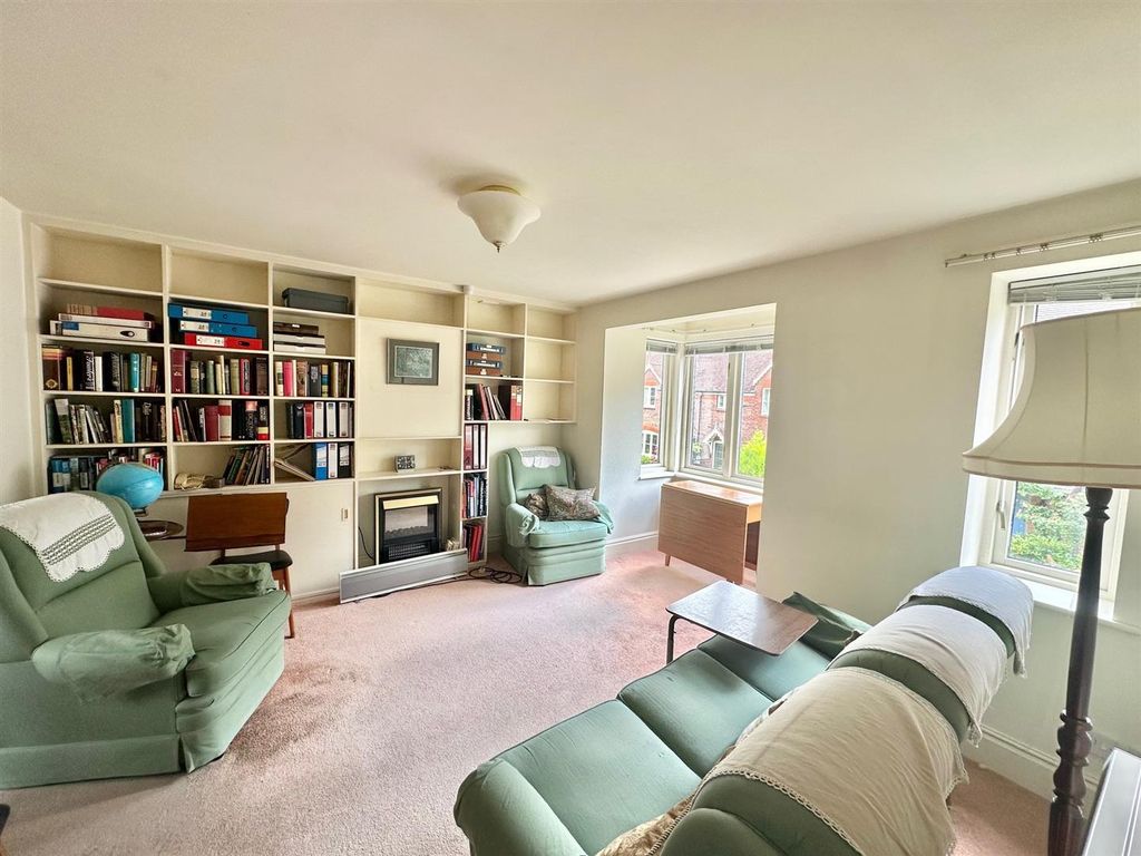 Additional image 2 of 2 bed flat for sale23 Richmond Village, Nantwich, Cheshire CW5