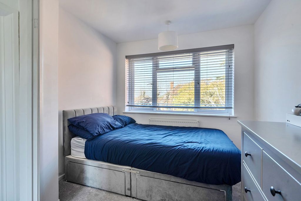 Additional image 10 of 4 bed semi-detached house for saleEssex Street, Newbury RG14