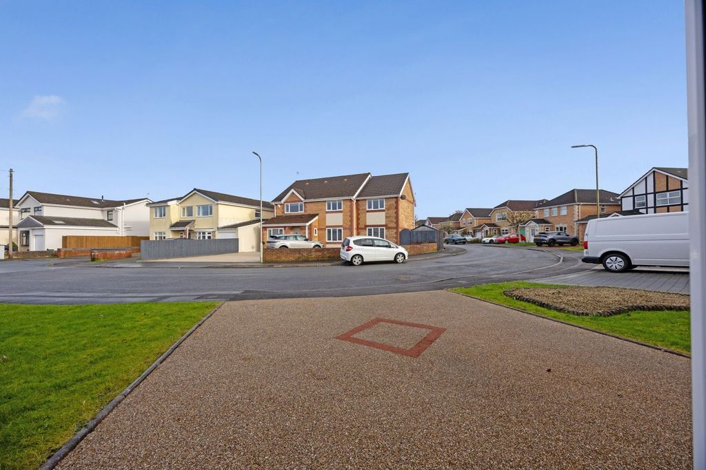 Additional image 4 of 4 bed detached house for saleHeol Glan Elai, Pontyclun CF72