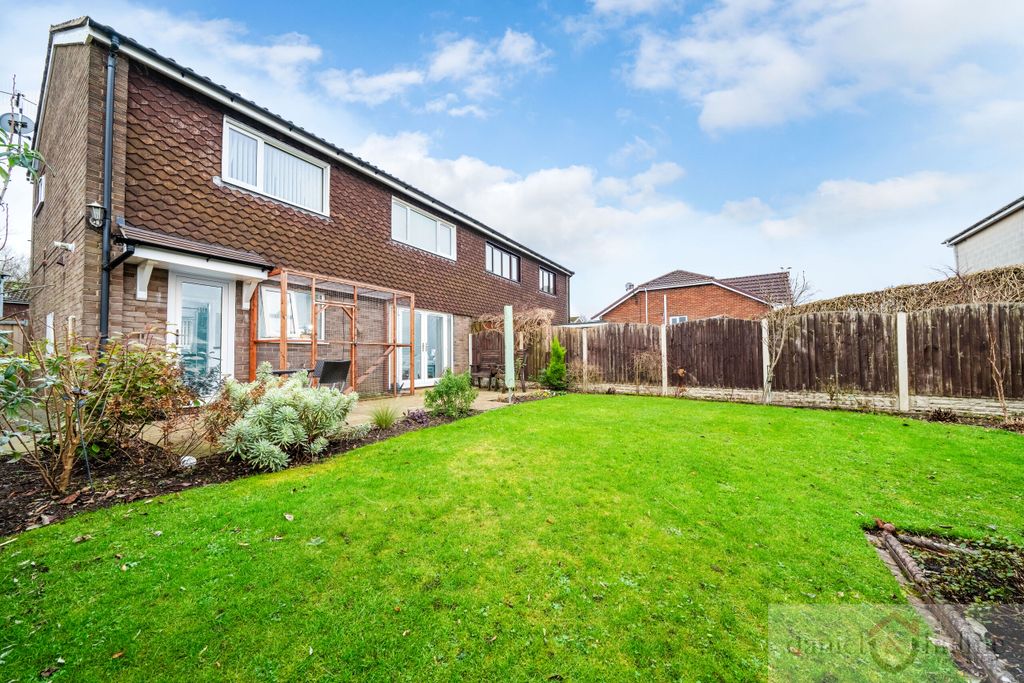 Additional image 18 of 3 bed semi-detached house for sale2 Springfield Close, Leek ST13