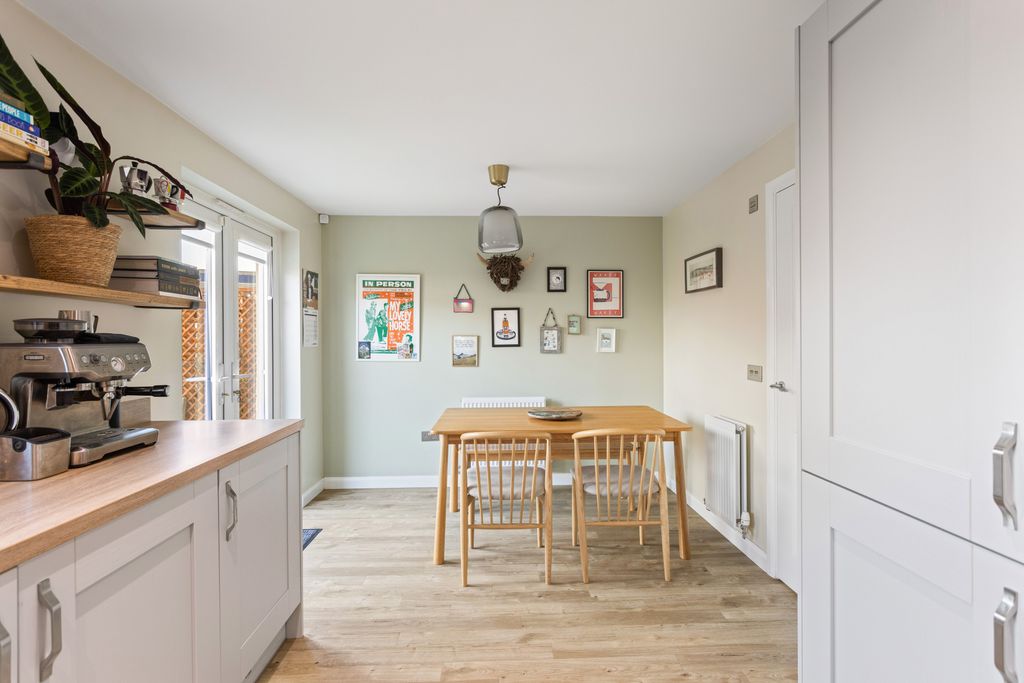 Additional image 9 of 4 bed town house for sale15 Bonaille Drive, Bilston EH25