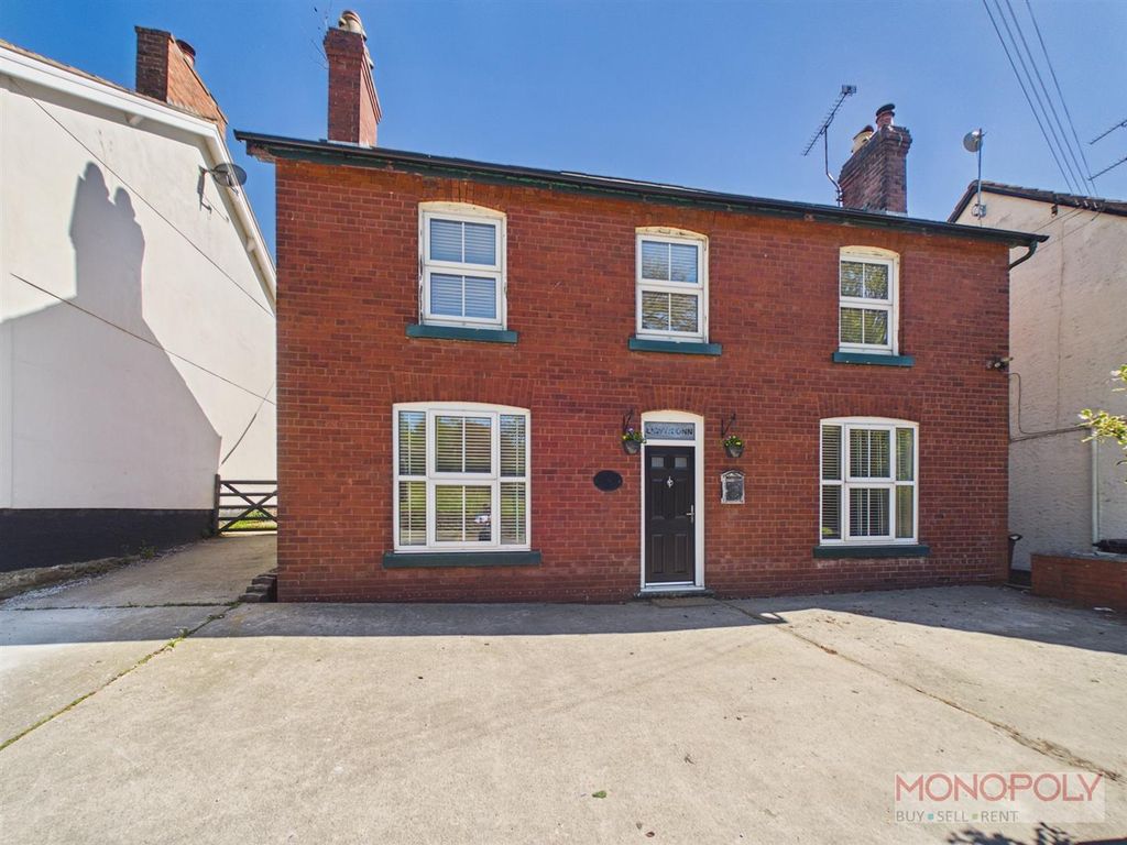 3 bed detached house for saleRhydygaled, New Brighton, Mold CH7