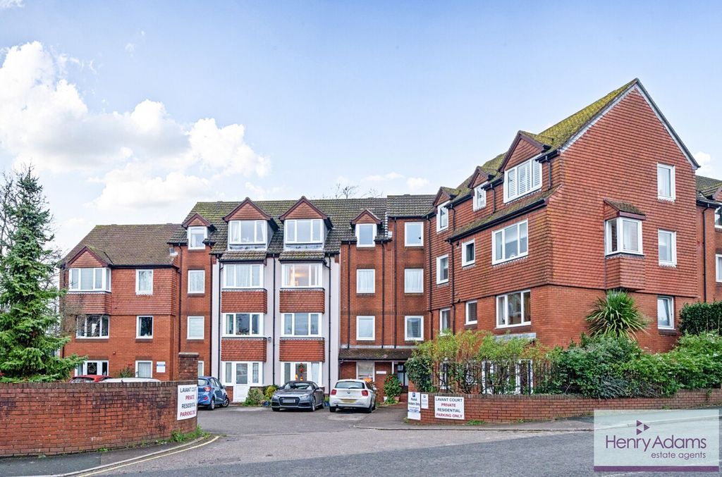 1 bed flat for saleCharles Street, Lavant Court Charles Street GU32