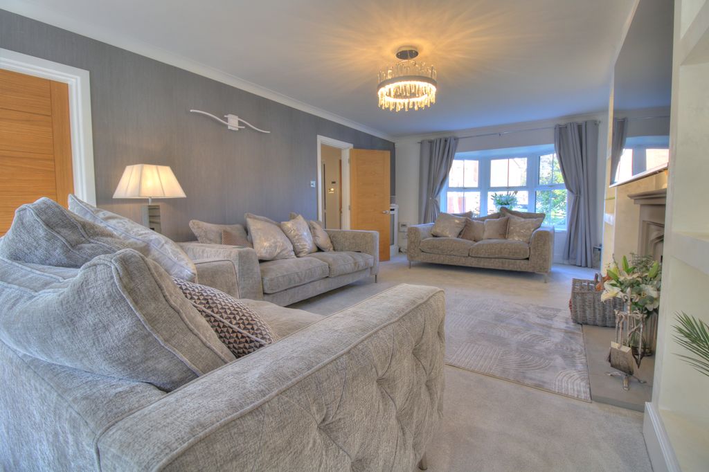 Additional image 8 of 4 bed detached house for saleStanding Stones, Northampton NN3