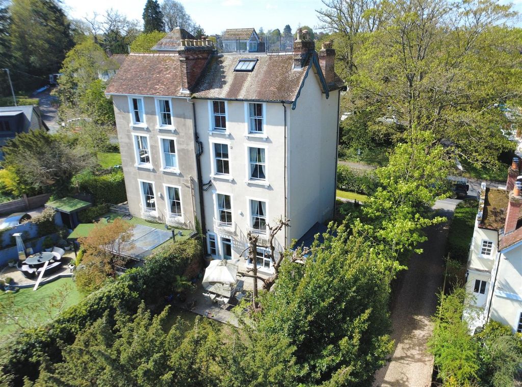 Additional image 29 of 5 bed semi-detached house for saleNewtown Road, Newbury RG14