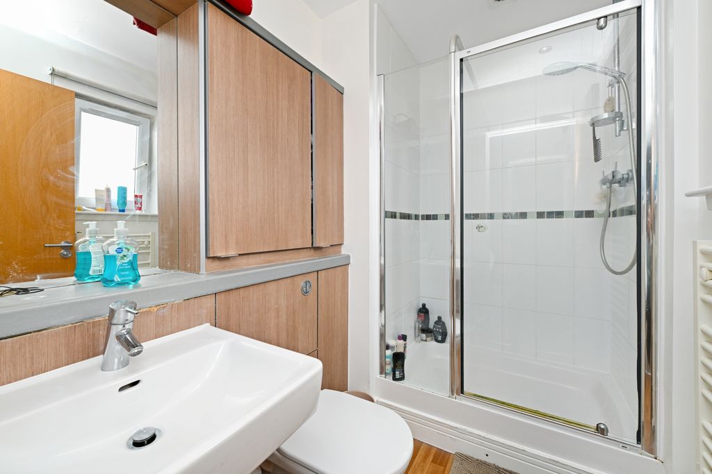 Additional image 26 of 4 bed town house for sale70 Burnbrae Road, Bonnyrigg EH19