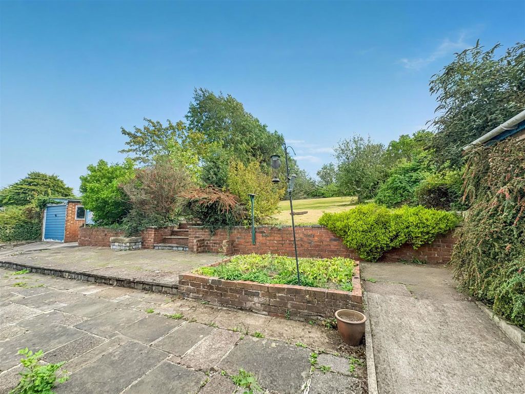 Additional image 32 of 3 bed detached bungalow for saleKnottingley Road, Pontefract WF8
