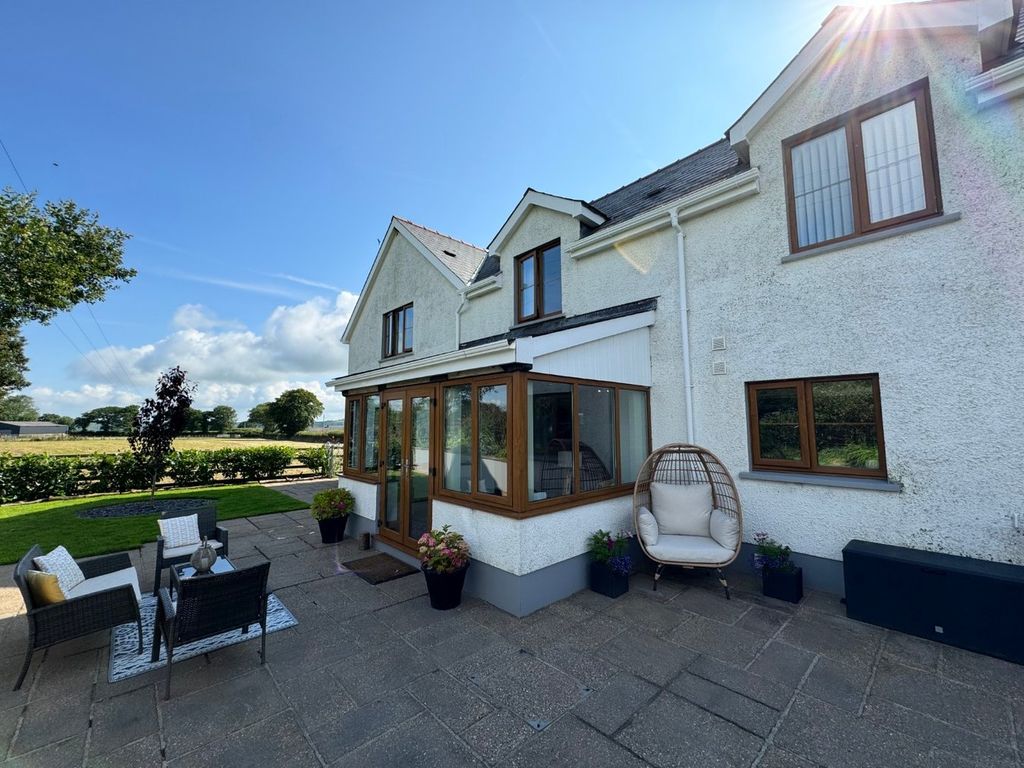 Additional image 4 of 5 bed detached house for saleLlwyndrain, Llanfyrnach SA35