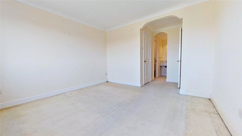 Additional image 12 of 2 bed flat for saleKings Court, Brighton Road, Lancing, West Sussex BN15