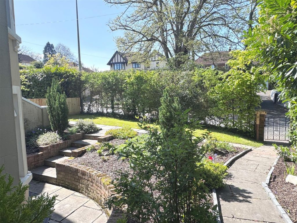 Additional image 26 of 5 bed semi-detached house for saleNewtown Road, Newbury RG14
