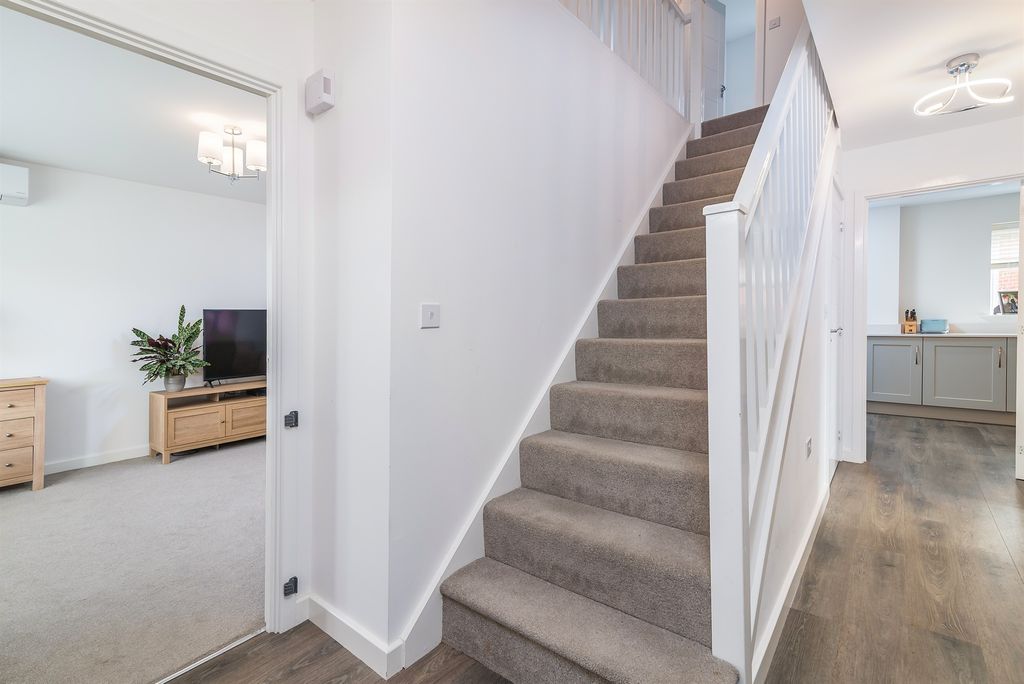 Additional image 8 of 5 bed detached house for saleMason Drive, Maldon CM9