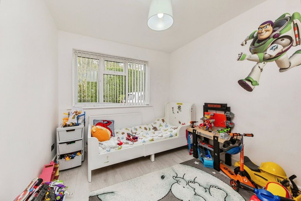Additional image 11 of 4 bed bungalow for salePriory Lane, Macclesfield, Cheshire SK10