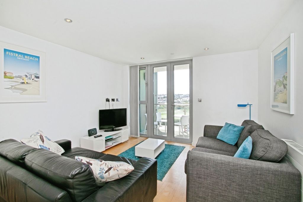 Additional image 4 of 2 bed flat for saleZinc, 2-10 Headland Road, Newquay, Cornwall TR7