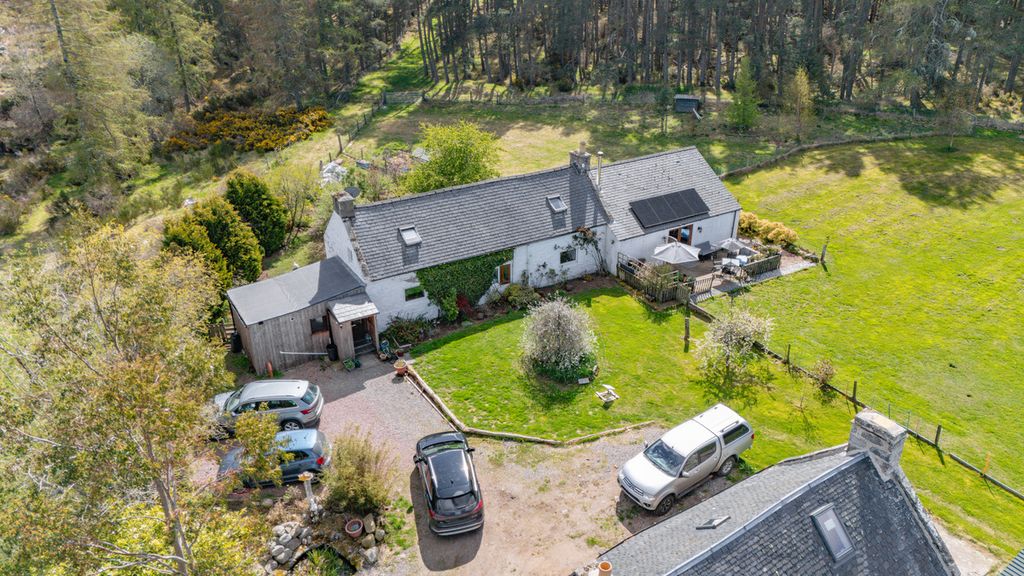 4 bed detached house for saleMuckle Lyne, Nairn IV12