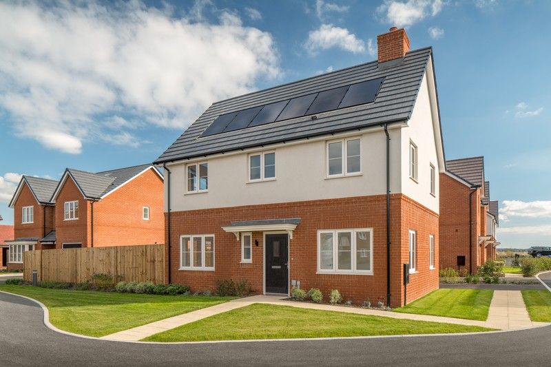 3 bed link detached house for sale"Chestnut" at 18 Goshawk Road, Lancing BN15