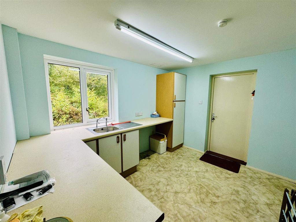 Additional image 28 of 4 bed detached house for saleGwynfe, Llangadog SA19