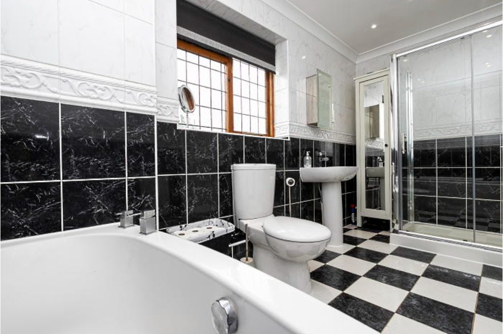 Additional image 12 of 4 bed terraced house for saleThe Sycamores, Essex CM5
