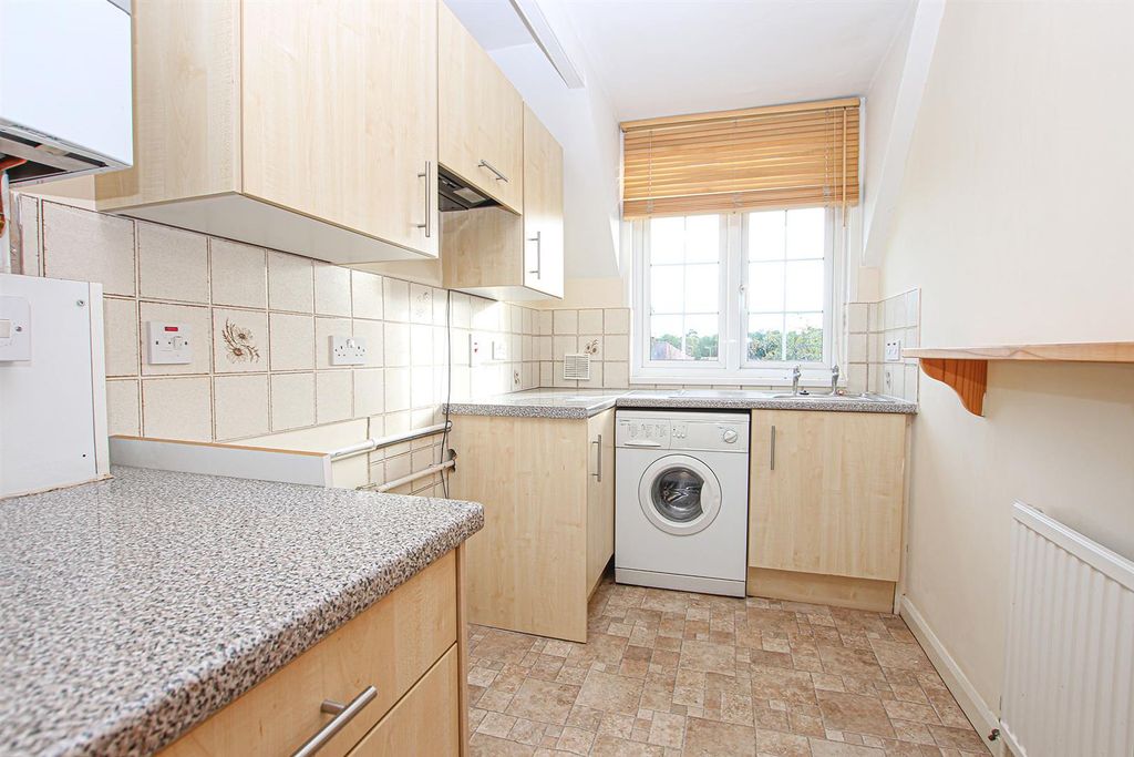 Additional image 3 of 1 bed property for saleHeath Road, Newmarket CB8