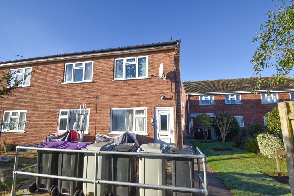 Additional image 10 of 2 bed flat for saleQueens Road, Skegness PE25