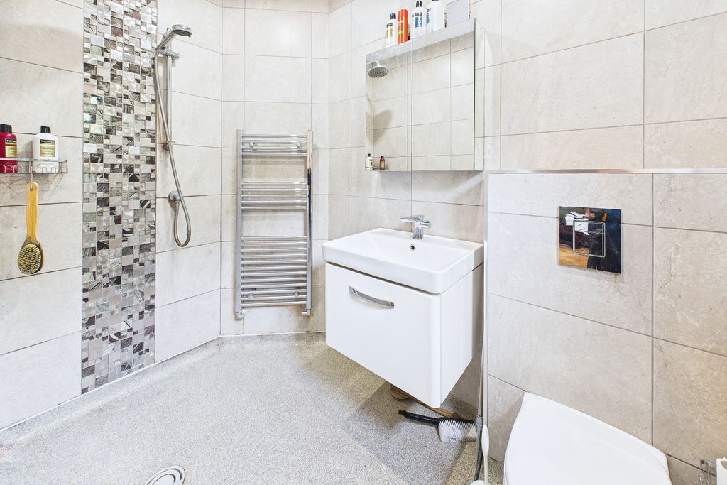 Additional image 23 of 8 bed detached house for saleHowick Park Avenue, Penwortham PR1