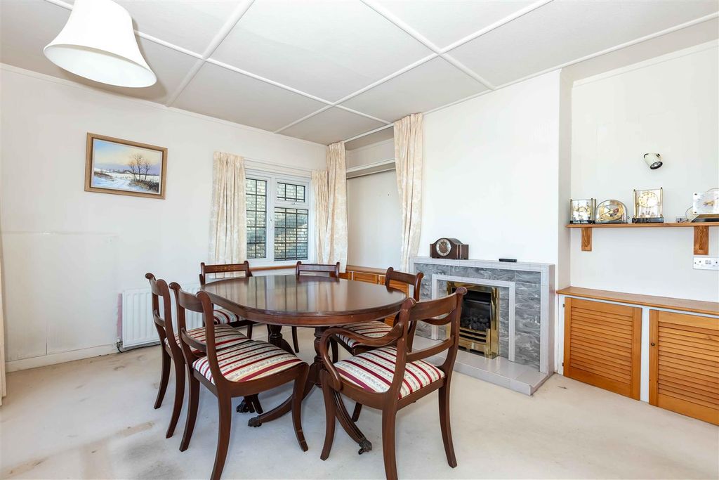 Additional image 7 of 3 bed detached house for saleBrighton Road, Lancing BN15