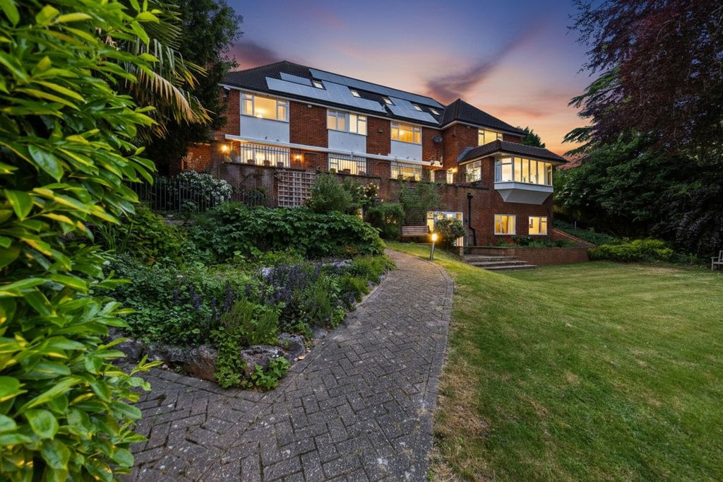Additional image 23 of 5 bed detached house for saleSpinfield Lane West, Marlow SL7