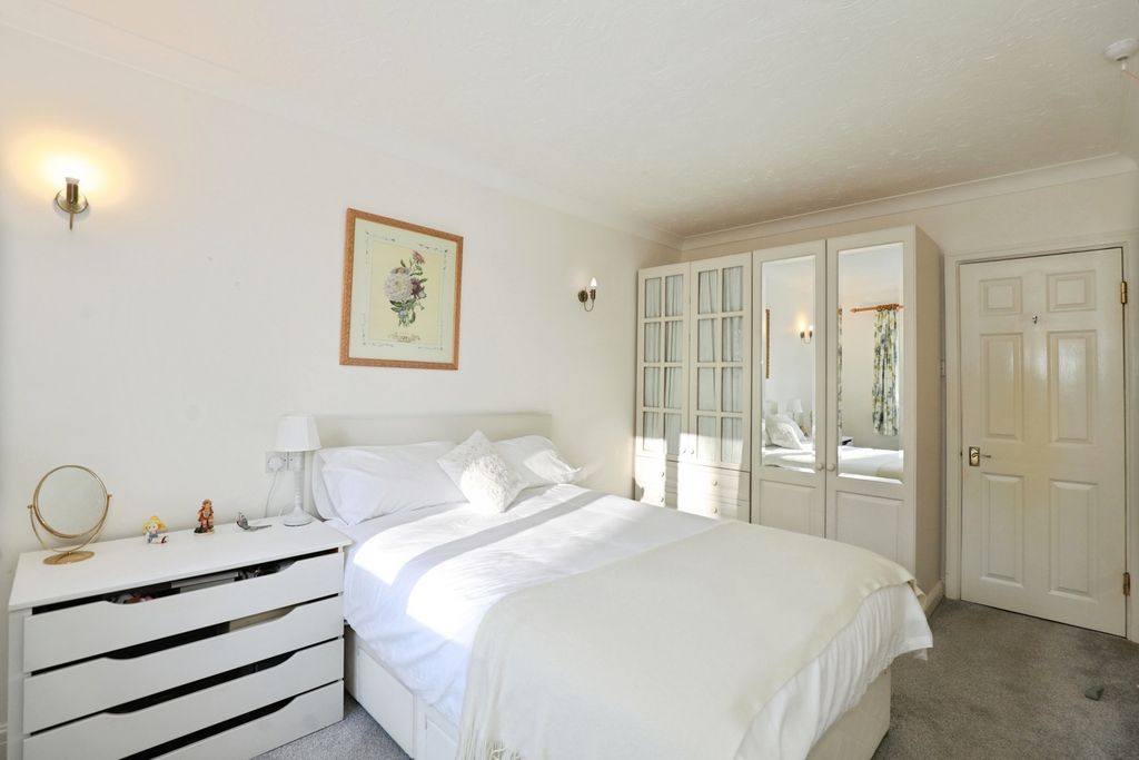 Additional image 13 of 2 bed flat for saleTabley Road, Knutsford, Cheshire WA16
