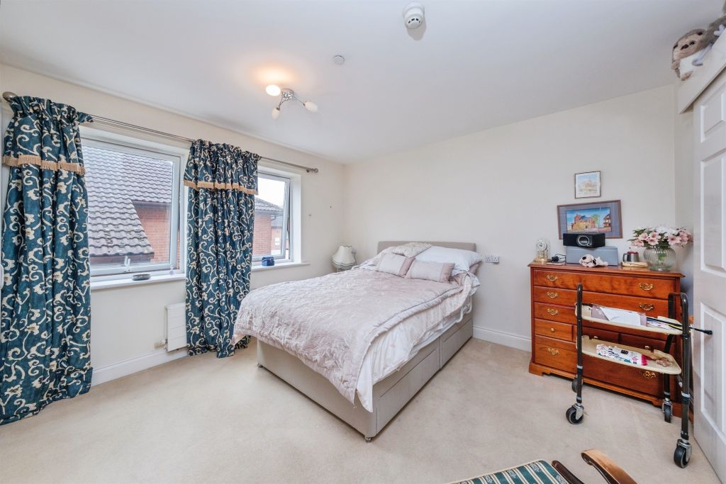 Additional image 9 of 2 bed flat for saleWestbury Lane, Newport Pagnell MK16