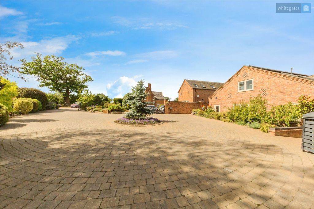 Additional image 34 of 4 bed barn conversion for saleHenhull, Nantwich, Cheshire CW5