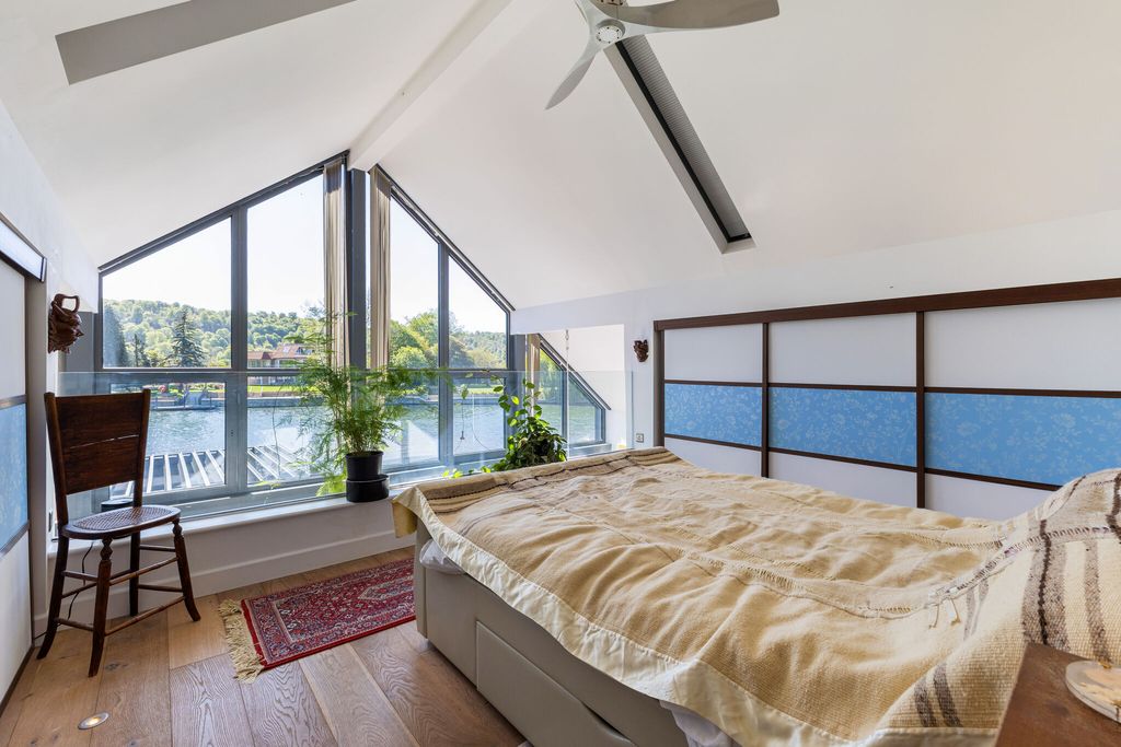 Additional image 11 of 4 bed detached house for saleMill Road, Marlow SL7