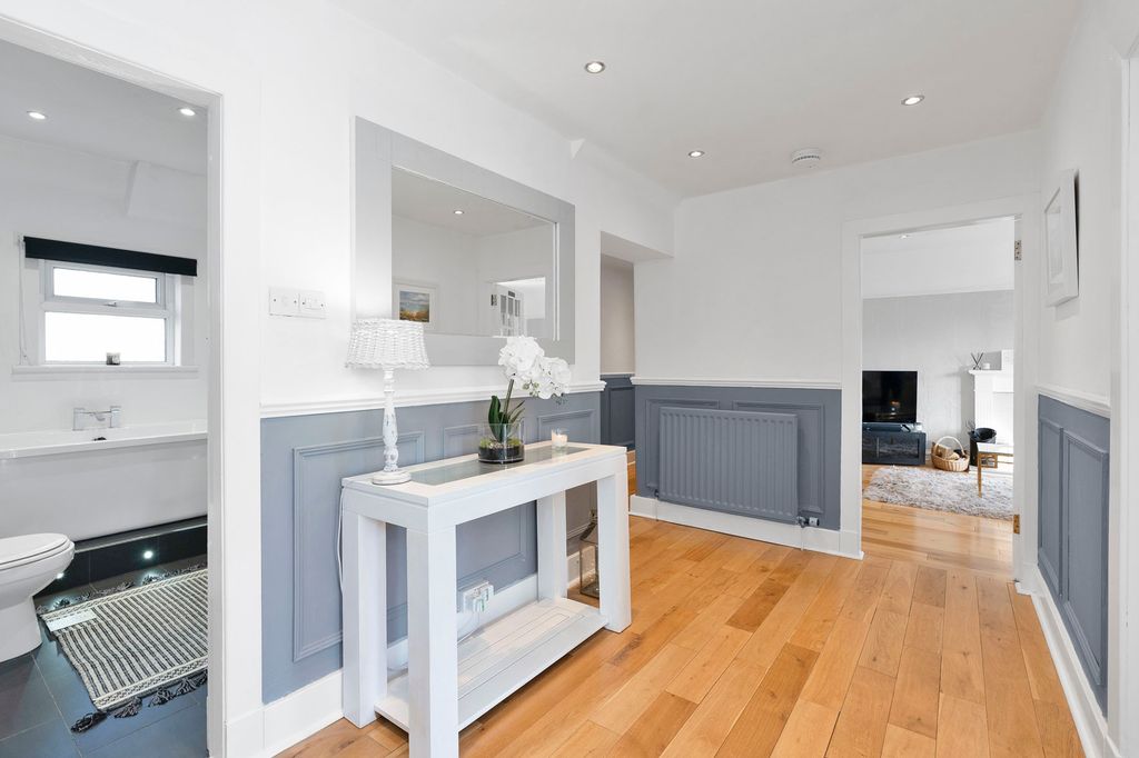 Additional image 15 of 5 bed town house for sale48 St. Baldreds Road, North Berwick EH39