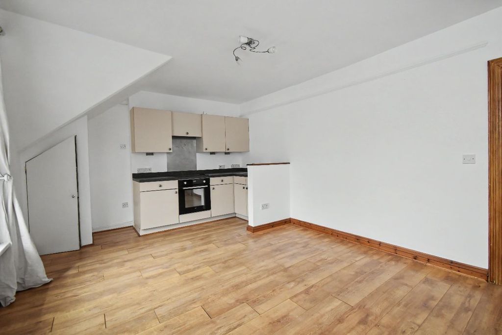Additional image 3 of 1 bed flat for saleFlat, Station Road, Okehampton EX20