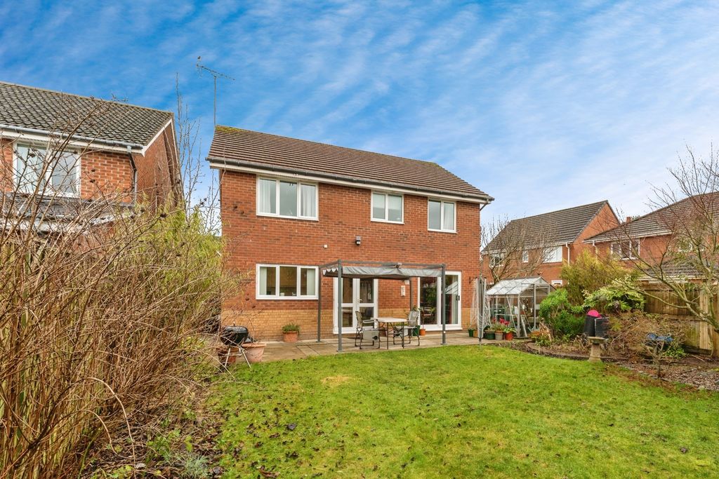 Additional image 14 of 4 bed detached house for saleMill Croft, Neston, Cheshire CH64