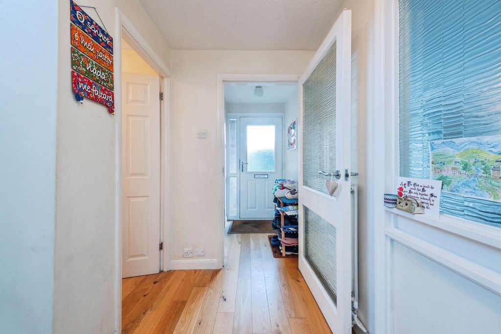 Additional image 3 of 4 bed detached house for saleSpringfield Road, Olney MK46