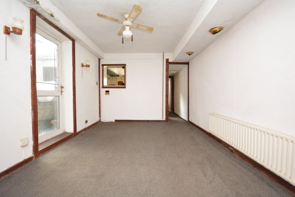 Additional image 5 of 6 bed terraced house for saleSweyn Road, Margate, Kent CT9