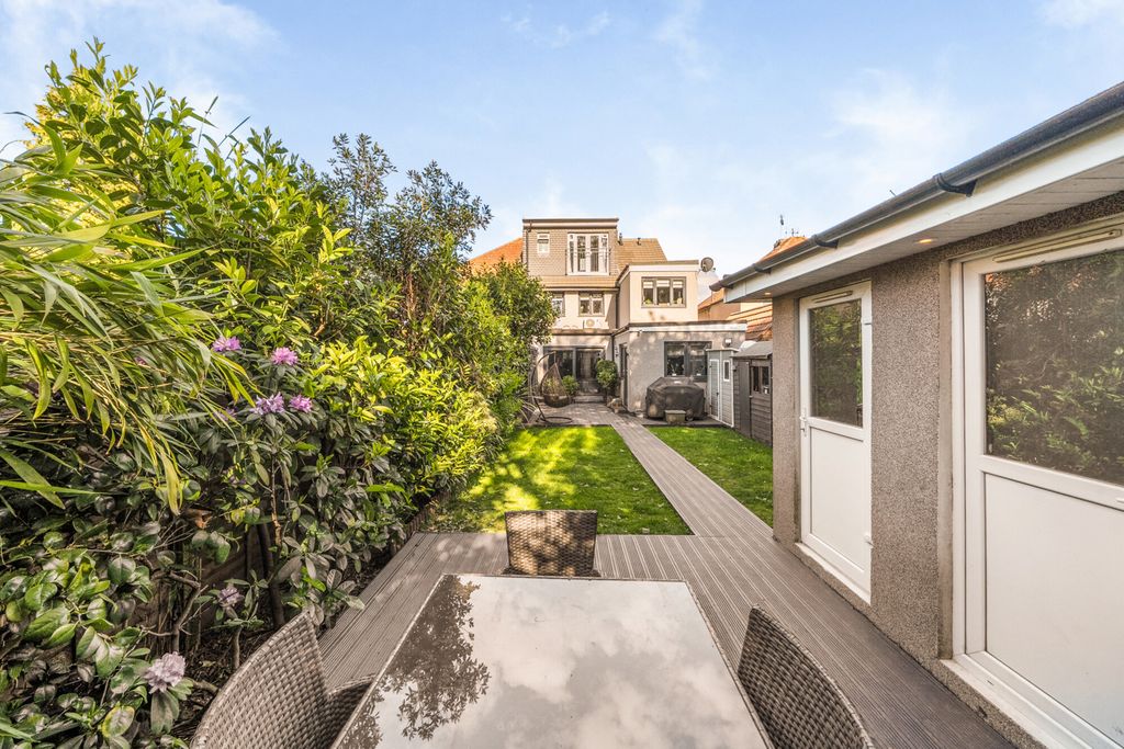Additional image 30 of 6 bed semi-detached house for saleLaughton Road, Northolt UB5