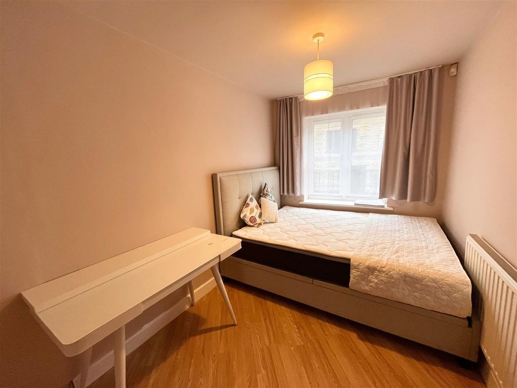 Additional image 9 of 2 bed flat for saleBrough Street West, Macclesfield SK11