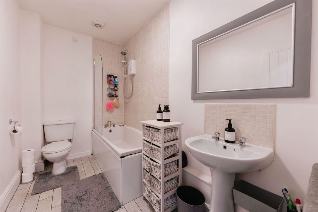 Additional image 9 of 2 bed flat for saleGrange Road West, Prenton CH43