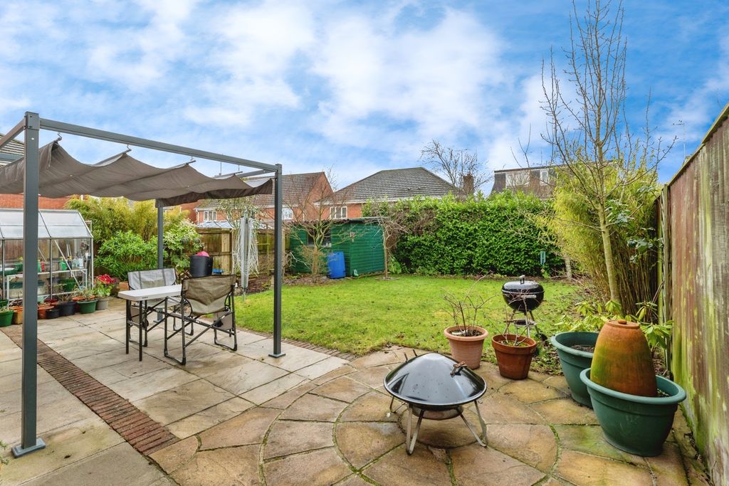 Additional image 4 of 4 bed detached house for saleMill Croft, Neston, Cheshire CH64