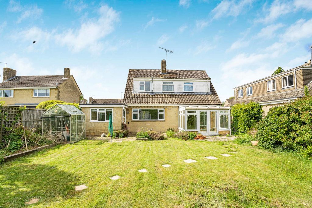 Additional image 14 of 3 bed detached house for saleWest Way, Lechlade, Gloucestershire GL7