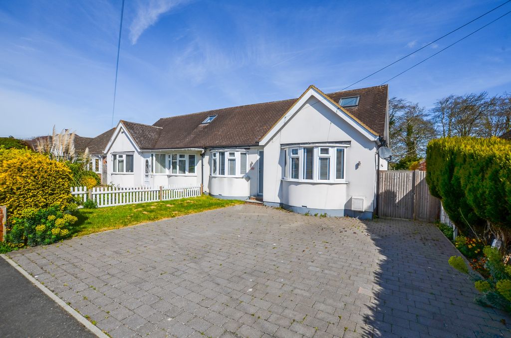 3 bed semi-detached house for saleBahram Road, Polegate, East Sussex BN26