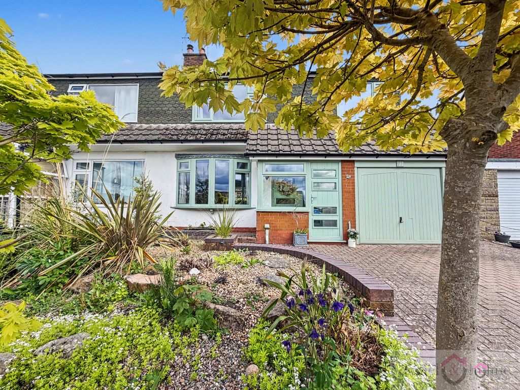4 bed semi-detached house for saleHigh View Road, Leek, Staffordshire ST13