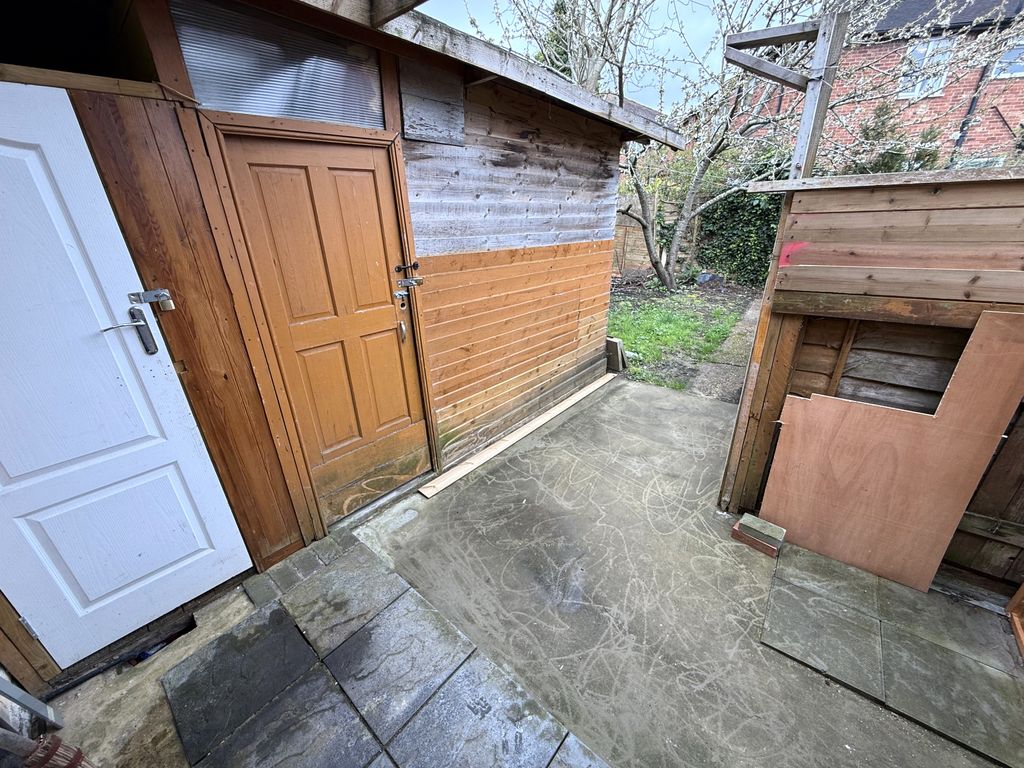 Additional image 8 of 2 bed maisonette for saleEastcote Lane, Northolt UB5