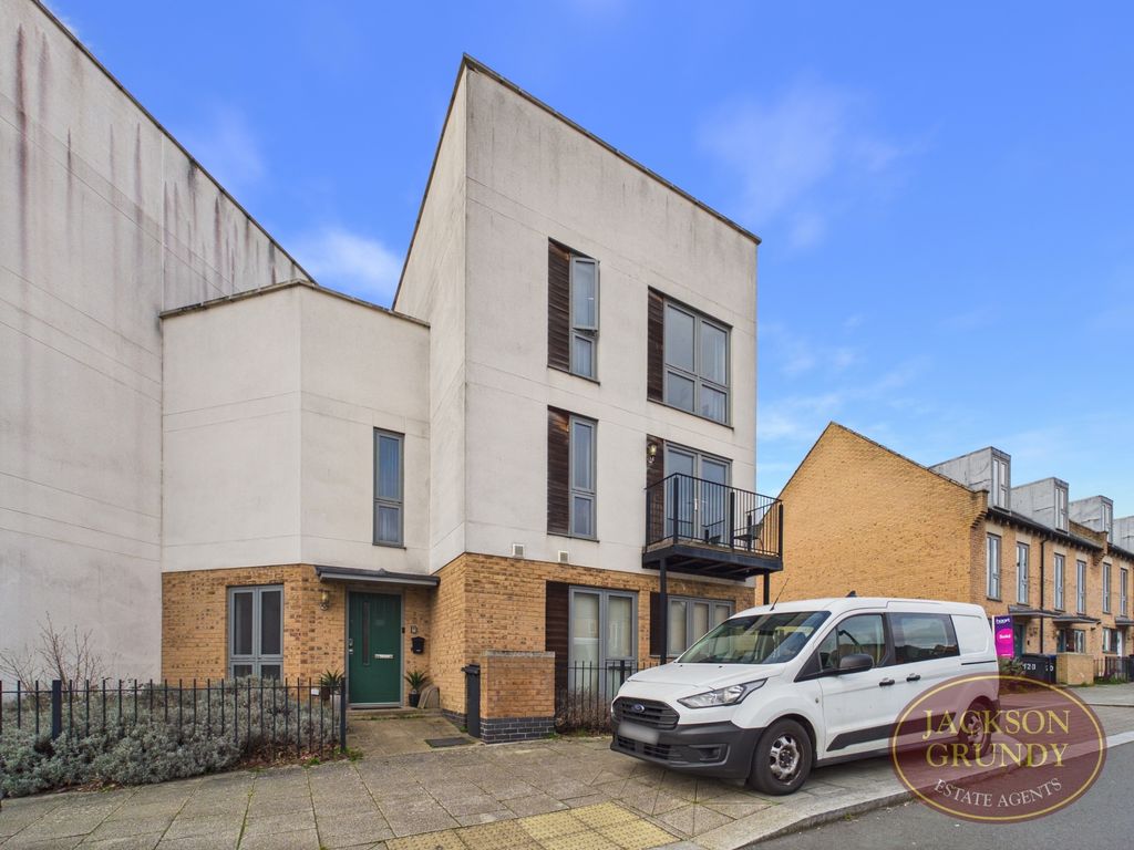 2 bed maisonette for saleKnot Tiers Drive, Upton NN5